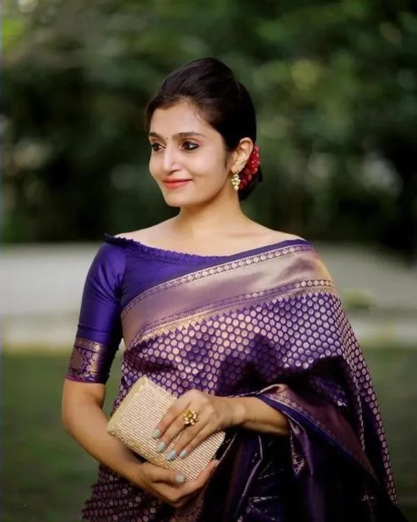 Purple_ridhi_creation_Embellished_Banarasi_Jacquard_Saree_(Purple)